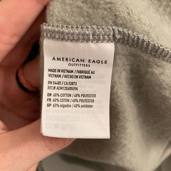 American Eagle Light Green Leopard Print Cropped Sweatshirt - Size M - Picture 5 of 5